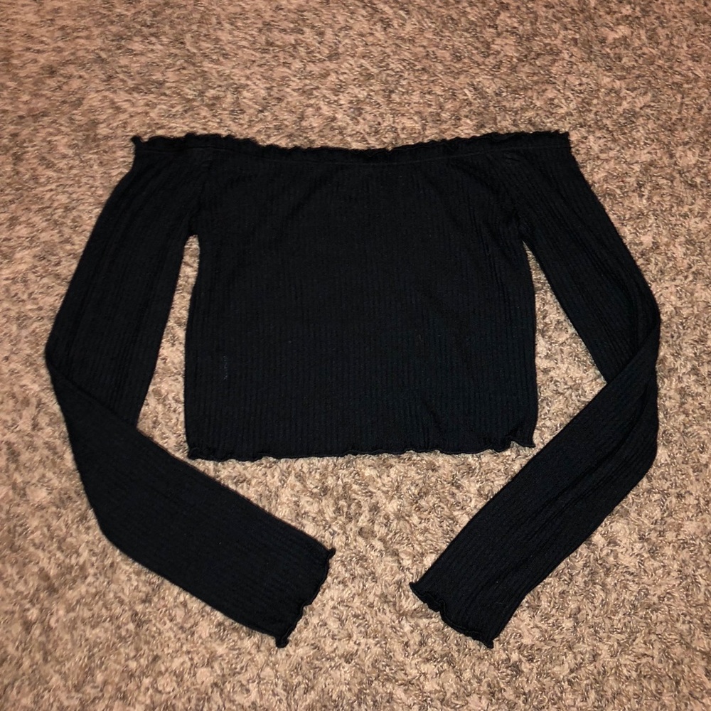 Off the shoulder long sleeve top